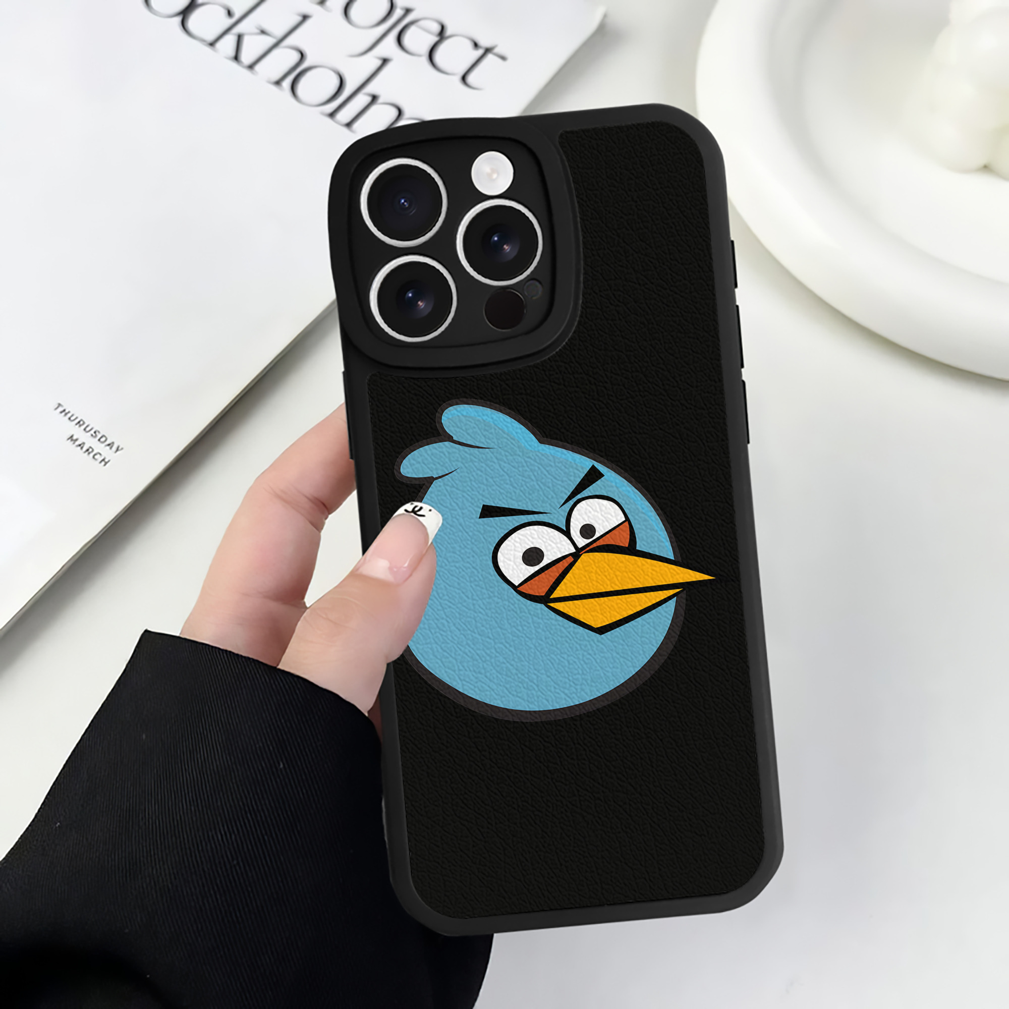 （画像用） Angry Birds アングリーバード 【iPhone 16シリーズ対応】シリコンスマホケース（レザー調） 材質：シリコン